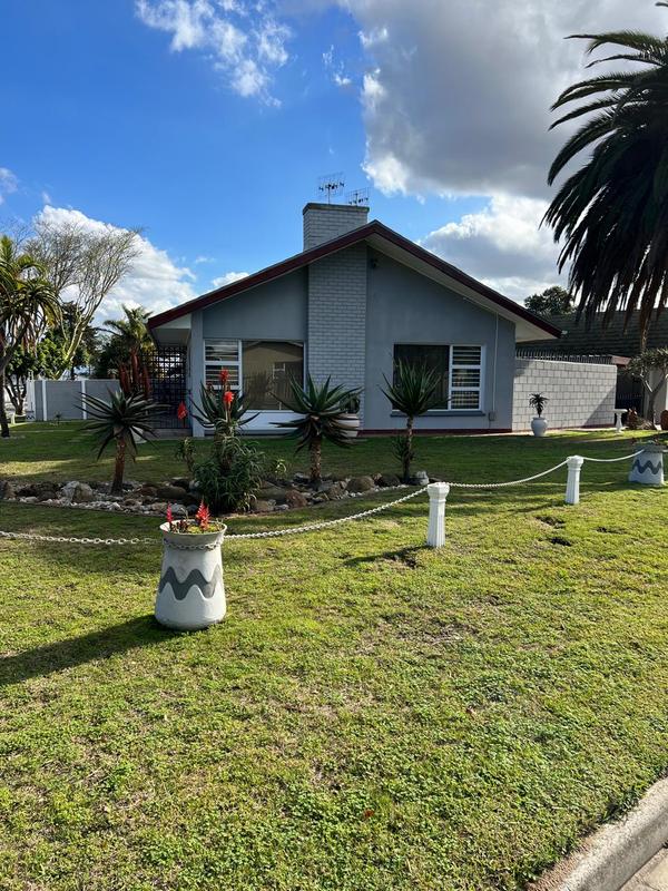 3 Bedroom Property for Sale in Silver Oaks Western Cape